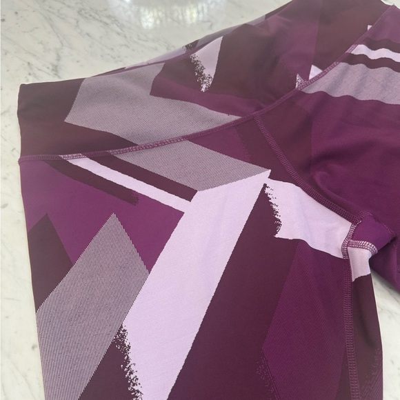 NEW Brooks Women’s Size XL Purple Activewear Leggings Running Workout Pant - Picture 3 of 6